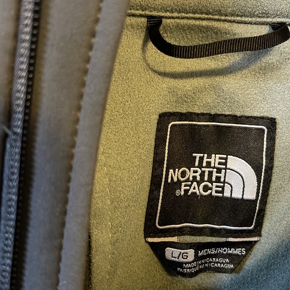 The North Face Grey Lightweight Jacket - Men’s Size Large - Picture 8 of 9